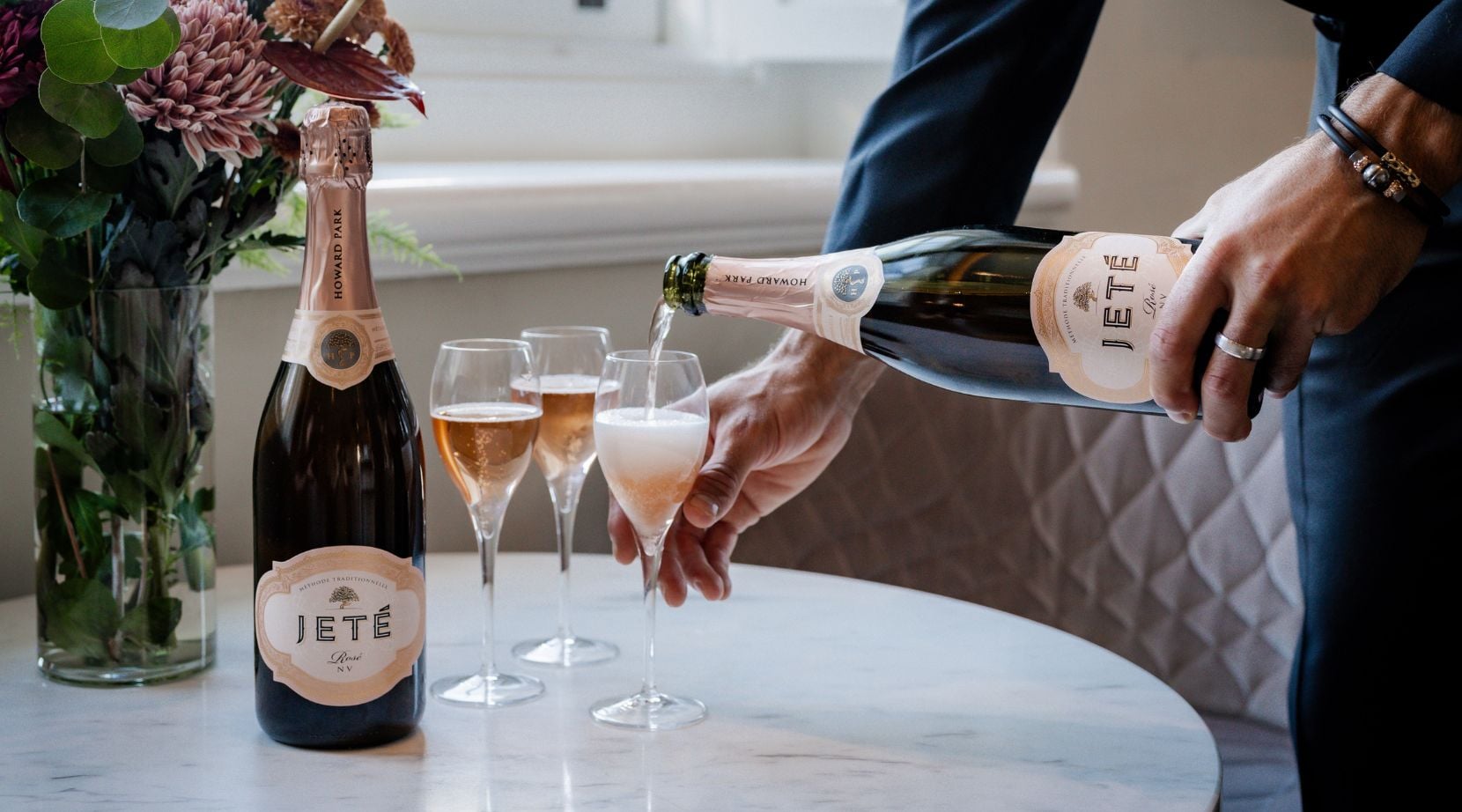 Pouring Howard Park Jete Rose Sparkling wine